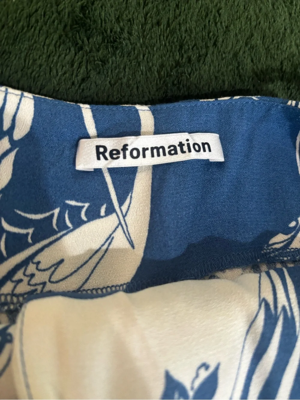 Reformation 2 Gemstone Dress in avian print- just gorgeous - Picture 8 of 10